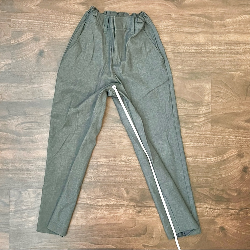 Chaps Kids Boys Gray Dress Pants Adjustable Elastic Waist Size 6 Regular - Picture 8 of 9